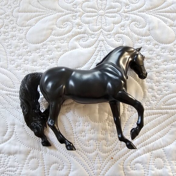 Breyer Reeves Paddock Pals Black Stallion Arabian Horse Figurine - Picture 4 of 10